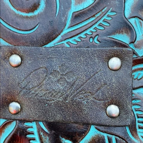 Patricia Nash Turquoise Tooled Leather Bag - Picture 3 of 16